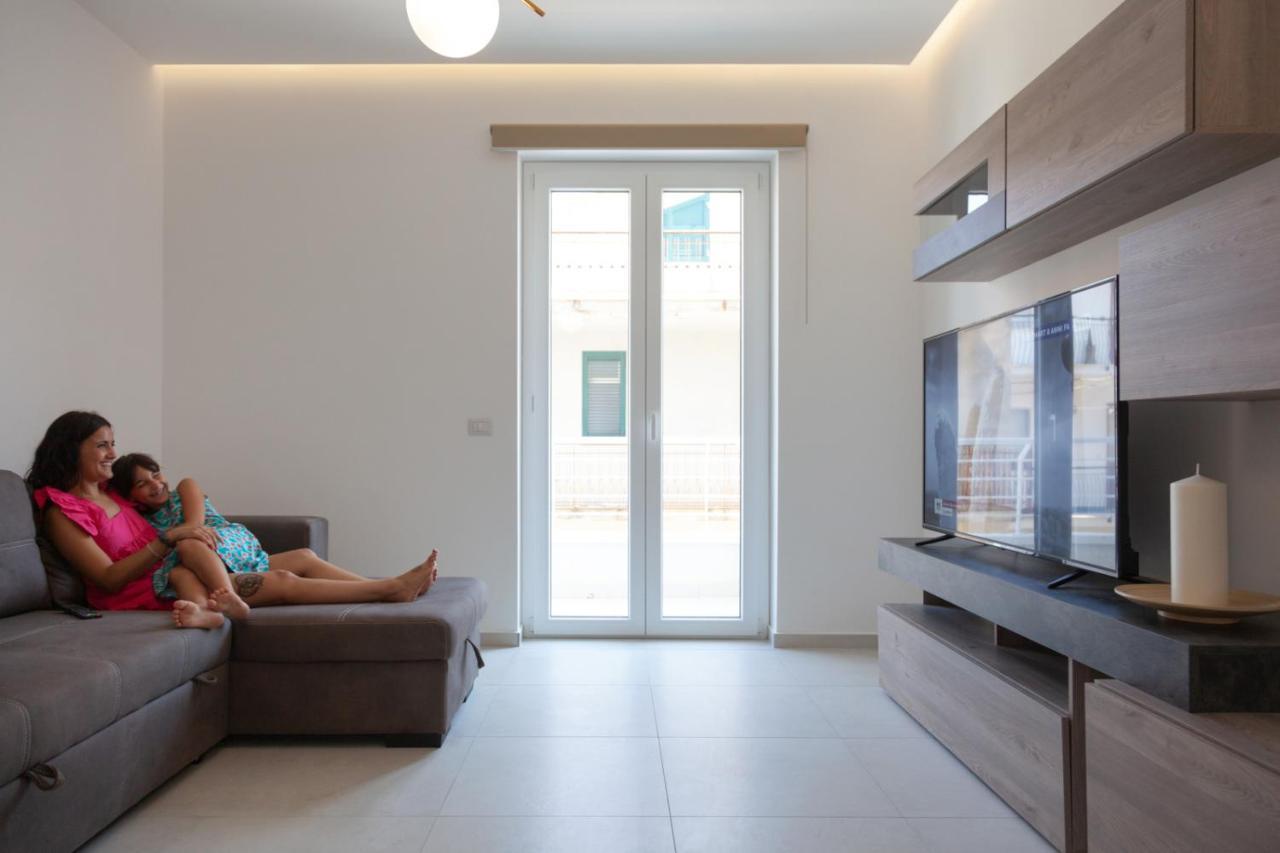 Cordovena Suites Capo dʼOrlando Buitenkant foto