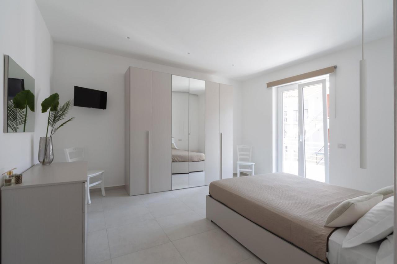Cordovena Suites Capo dʼOrlando Buitenkant foto
